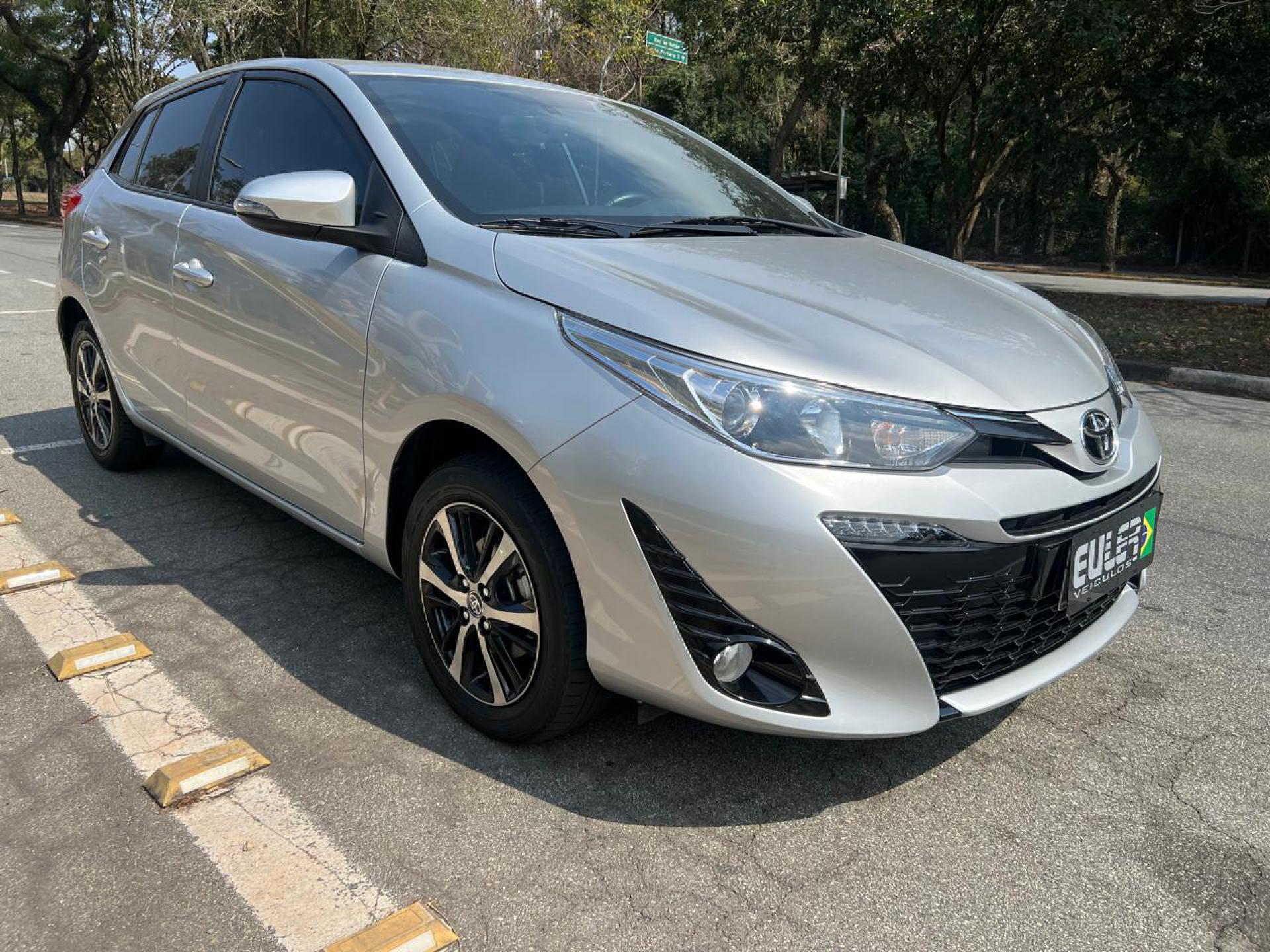 Foto Yaris Xls Connect 1.5 Flex 16v 5p Aut.