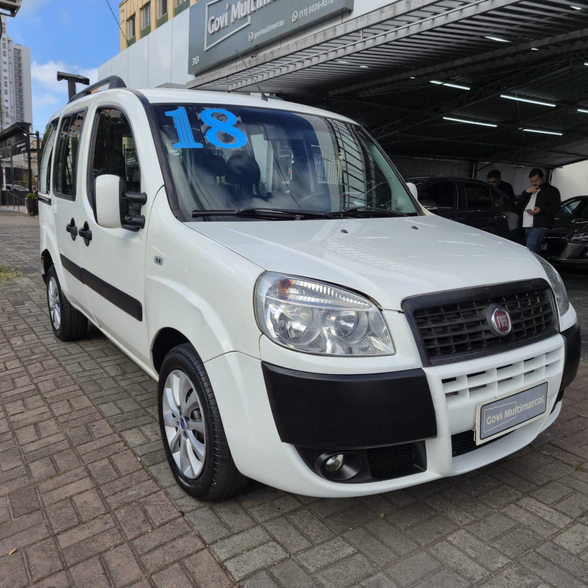 Foto Doblo Essence 1.8 Flex 16v 5p