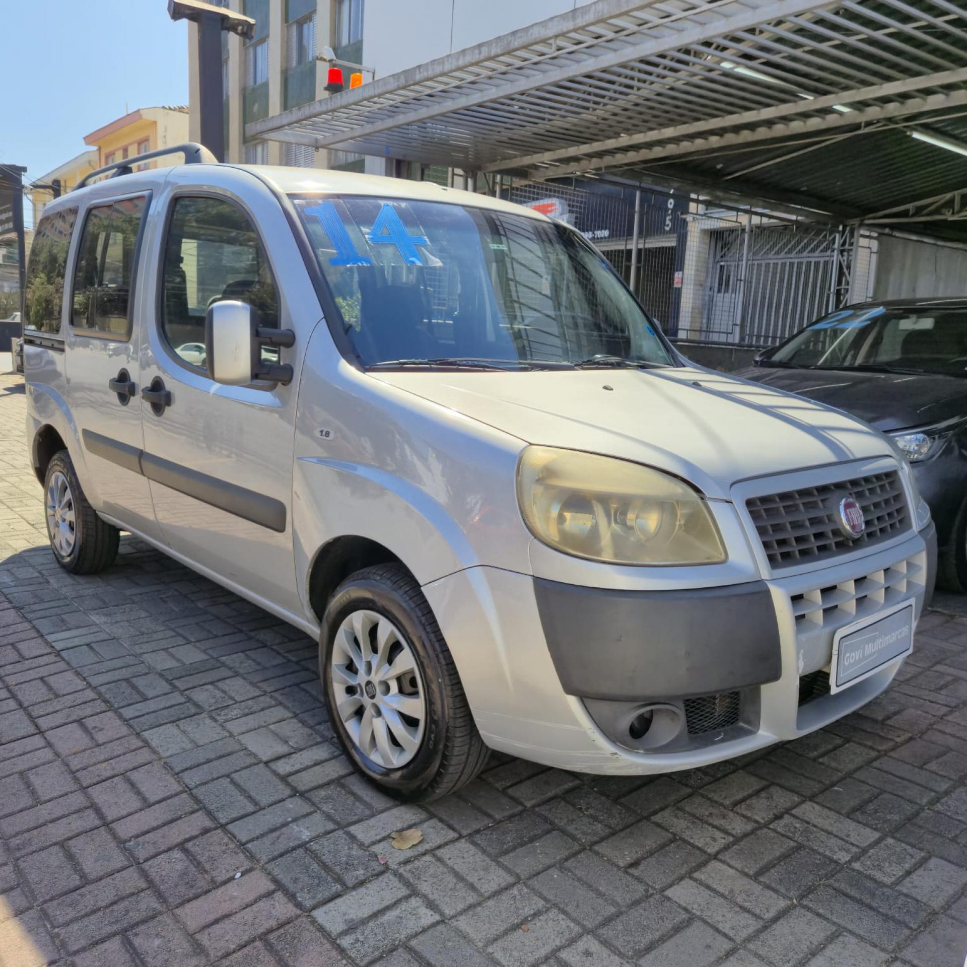 Foto Doblo Essence 1.8 Flex 16v 5p