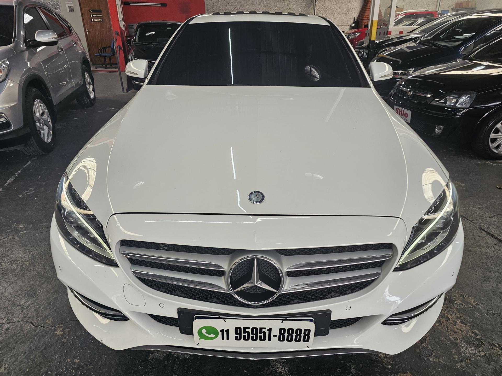 Foto C-200 Avantgarde 2.0 Tb 16v 184cv Aut.