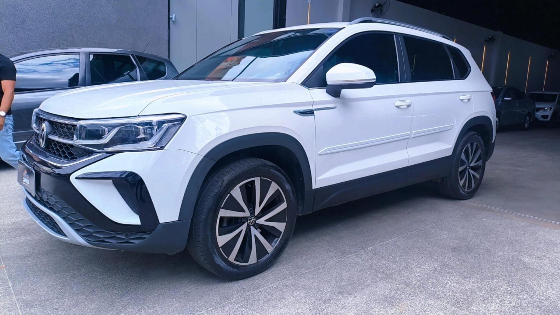 Taos Highline 1.4 250 Tsi Flex Aut.