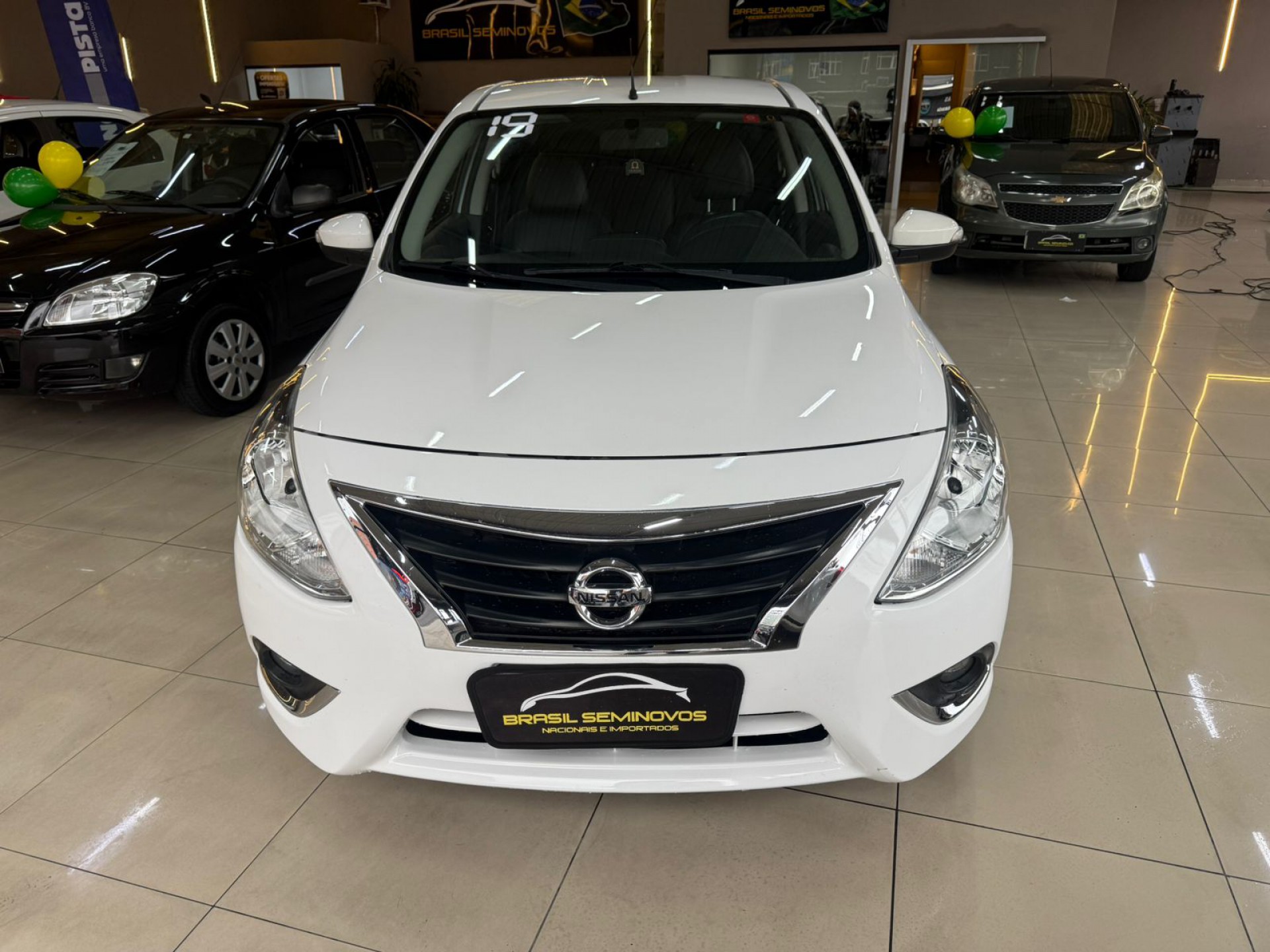 Foto Versa Sl 1.6 16v Flexstart 4p Aut.