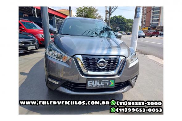 NISSAN KICKS SL 1.6 16V FLEXSTAR 5P AUT. CINZA 2017 1.6 FLEX