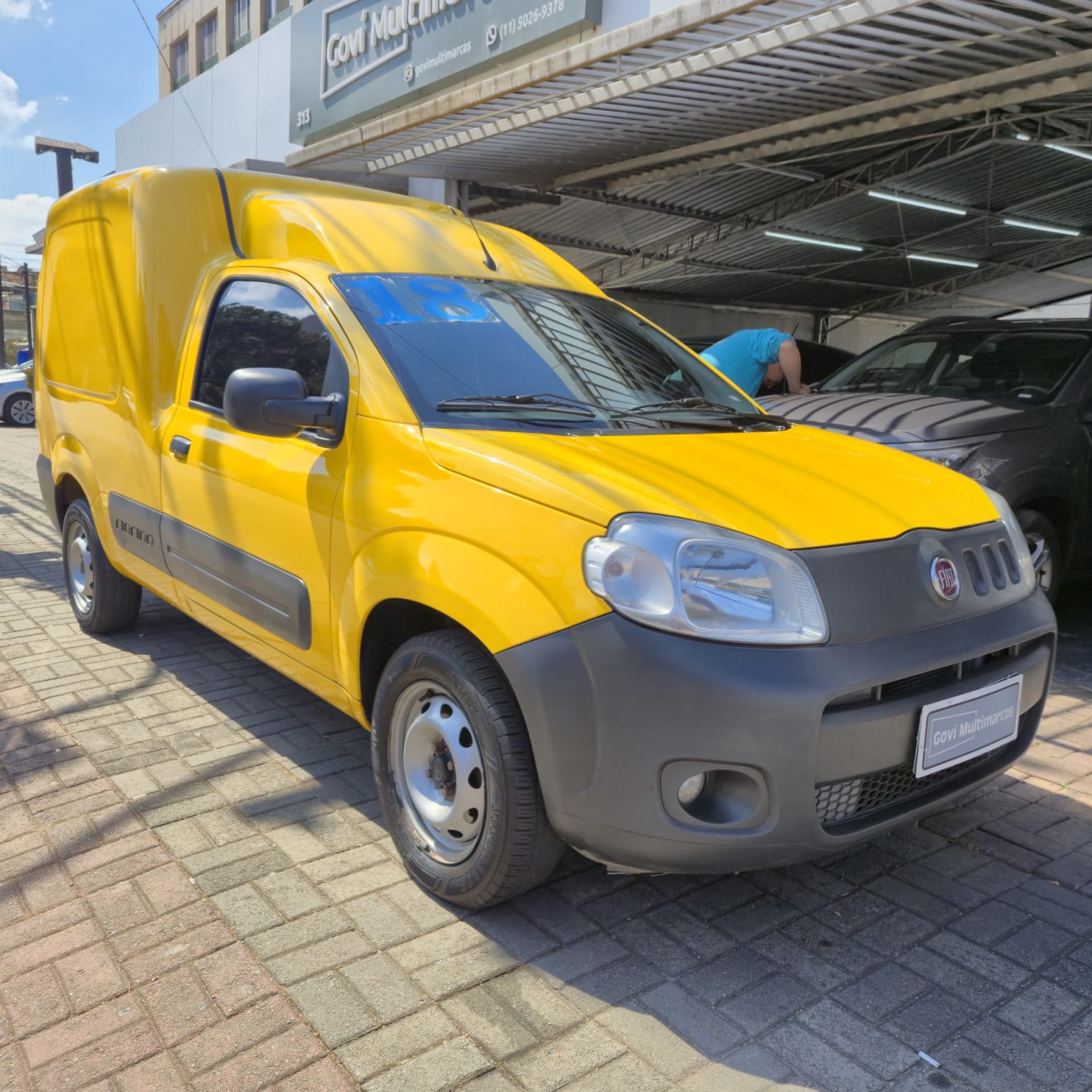 Foto Fiorino Furgão Work. Hard 1.4 Flex 8v 2p