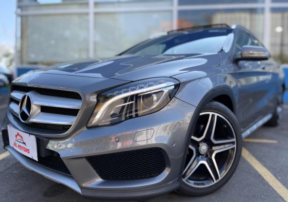 MERCEDES-BENZ GLA 250 SPORT 2.0 TB 16V 4X4 211CV AUT. CINZA 2017 2.0 GASOLINA