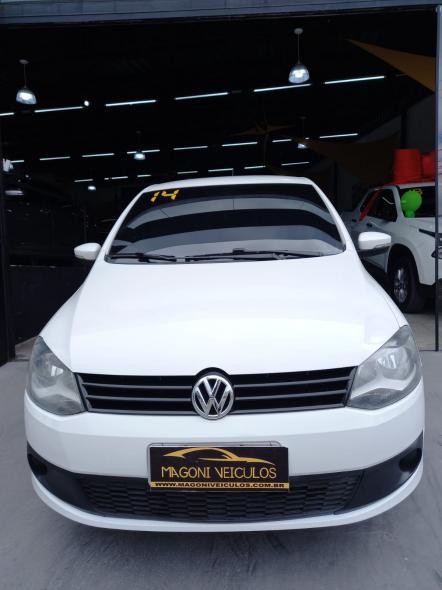 VOLKSWAGEN FOX 1.0 MI TOTAL FLEX 8V 5P BRANCO 2014 1.0 FLEX
