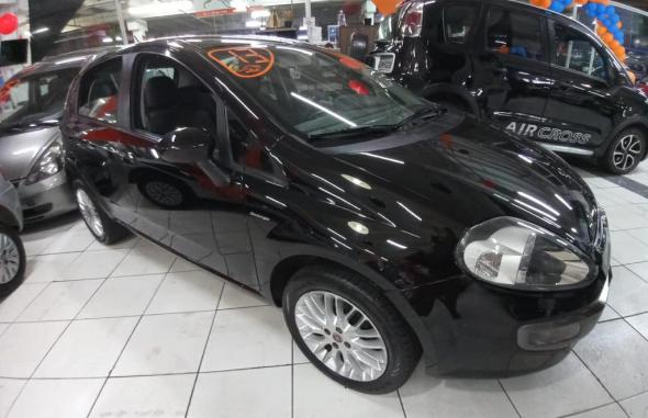 FIAT PUNTO ESSENCE DUALOGIC 1.6 FLEX 16V 5P PRETO 2013 1.6 FLEX