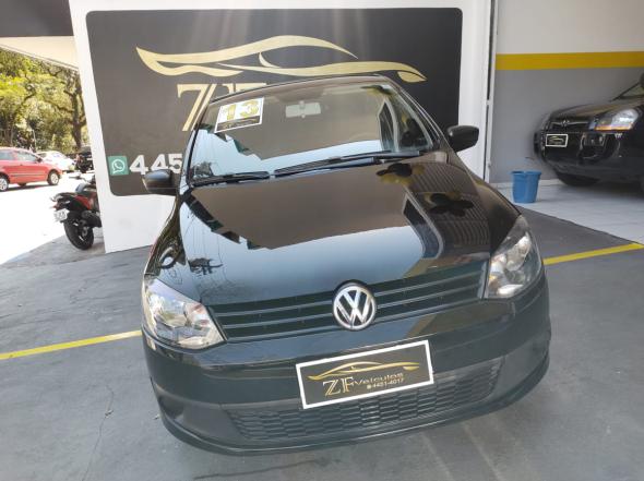 VOLKSWAGEN FOX 1.0 MI TOTAL FLEX 8V 5P PRETO 2013 1.0 FLEX